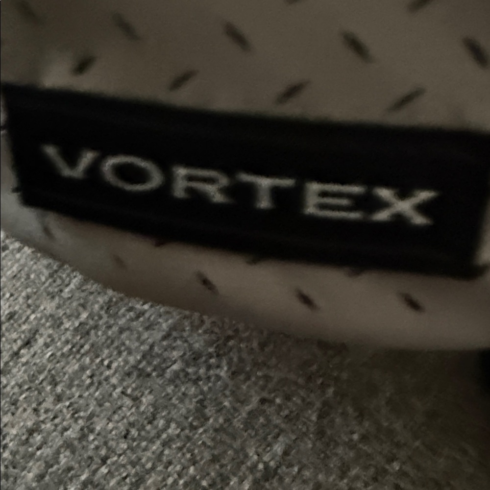 Nwt vortex, gray snapback hat - Picture 6 of 6